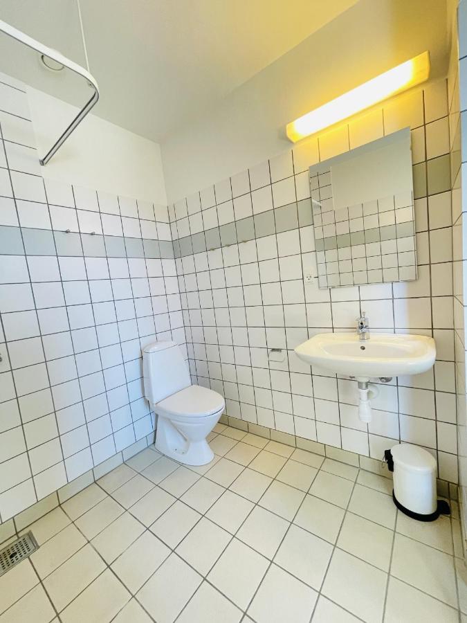 Aday - Blue Light Suite Apartment In The Center Of イェリング エクステリア 写真